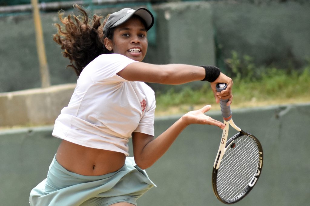 Royal College star Methvan Wijemanne claims National Under-18 Boys Singles Title 3 Dinara de Silva