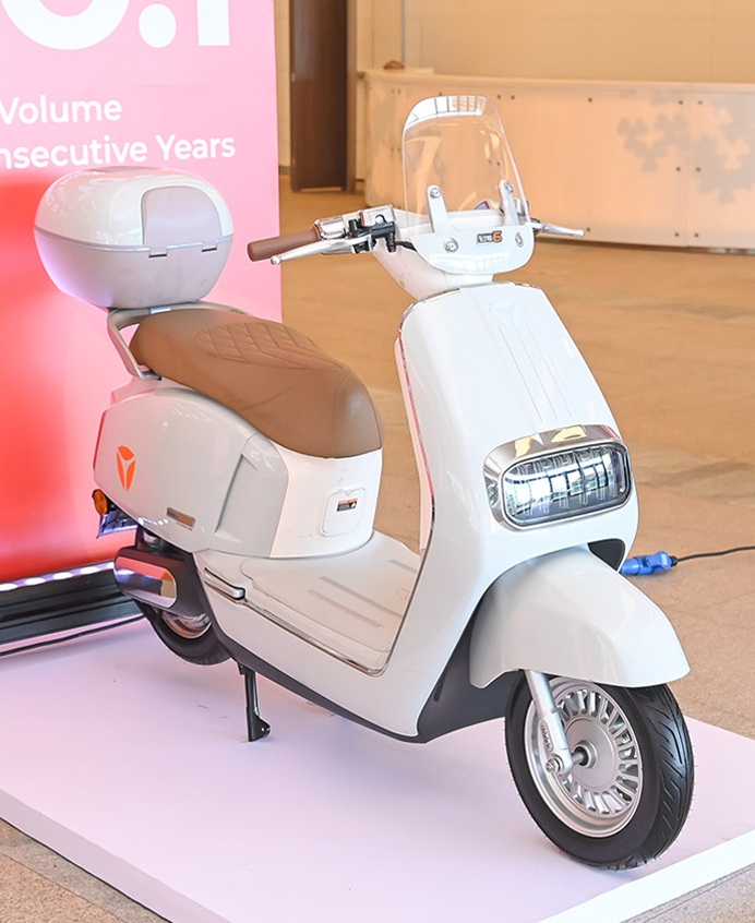 Yadea and Abans Auto launch new electric bikes, three-wheelers, and self-balancing scooter in Sri Lanka 3 Article images 4