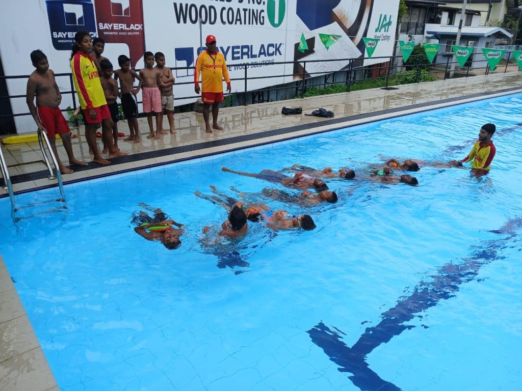 Sri Lanka nears lowest drowning death toll in over a decade 12 Lifesaving 11