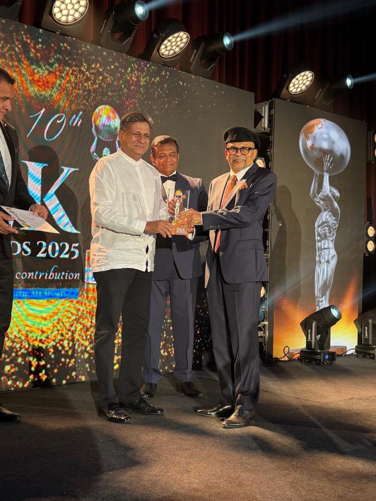 Dian Gomes wins SILK Award for outstanding service to Sri Lankan sport 8 Gomes 7
