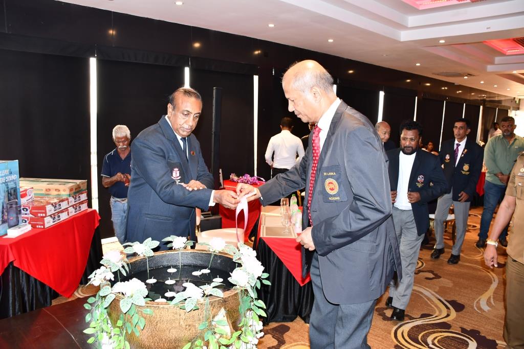 Ceylon Boxing Federation steps into the ring for boxing legends’ welfare 4 Boxing photo 2