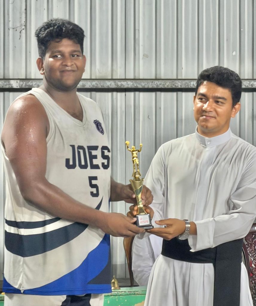 Jayasinghe pair rewrite history at U-20 basketball championship 2 Basketball photo 1