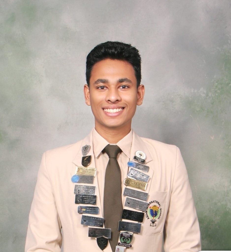 AIS photo 1