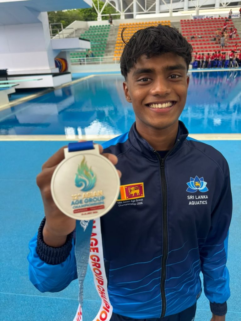 Muhammad wins Asian butterfly silver 2 MF Muhammad